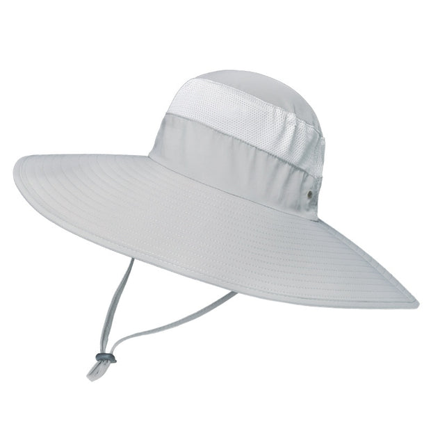 Oversized summer hat, perfect for sun protection and beach chic. With its wide brim and lightweight design, this hat offers ample shade and style for sunny days by the water.