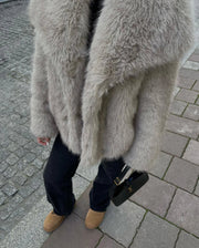 Plush Faux Fur Jacket - Sara closet