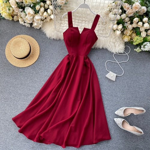 #BohemianVNeckRedDress #RedBohemianDress #VNeckBohoDress #BohemianChicFashion #ElegantRedDress #BohoVibesInRed #VNeckElegance #BohemianStyleStatement #RedDressTrend #BohoInspiredAttire #RedDressWithBohemianFlair #EffortlesslyBoho #FestiveRedBohemianDress #CasualBohemianVibe #VNeckSophistication