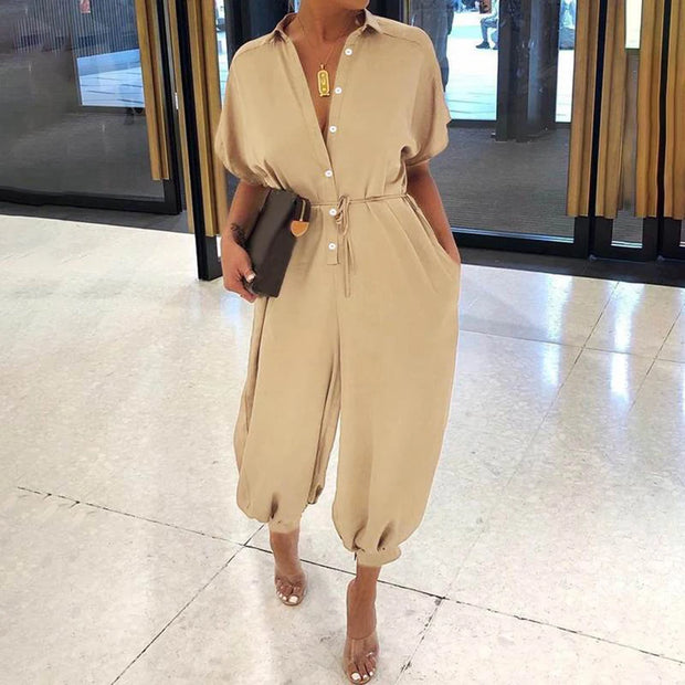 Chic high-waist jumpsuit - a stylish and sophisticated one-piece outfit featuring a high-waisted design, perfect for a trendy and flattering look.