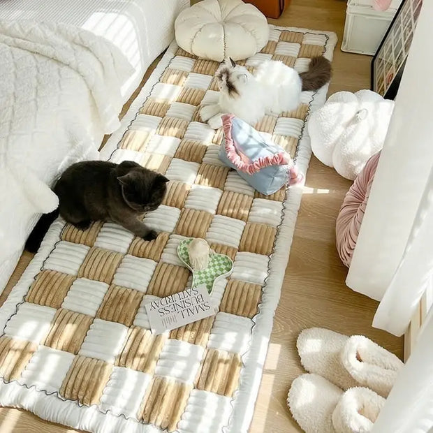"Plush Anti-Skid Mat: Provide comfort and stability with this soft, non-slip surface for your pet's relaxation and safety."