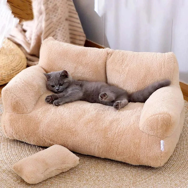 "Winter Warm Luxury Cat Bed: Indulge your feline friend with cozy comfort during chilly nights in this luxurious sleeping haven."