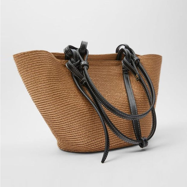 Luxury fashionable straw handbags, featuring exquisite design and craftsmanship. Perfect for adding a touch of sophistication and style to any outfit.
