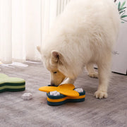 "Revolutionary turntable slow feeder for pets, promoting healthy eating habits and mental stimulation during mealtime."