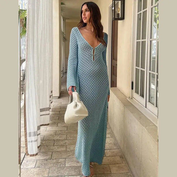 Chic backless maxi dress - a stylish and sophisticated maxi dress with a trendy backless design, perfect for a chic and elegant look.