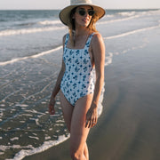Women's sexy beach dress - a seductive and stylish dress designed for the beach, featuring a flattering silhouette and alluring design.