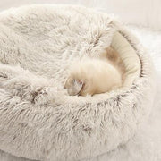 "Winter Cat Bed: Versatile 2-in-1 design offers cozy comfort and seasonal warmth for your feline companion during chilly months."