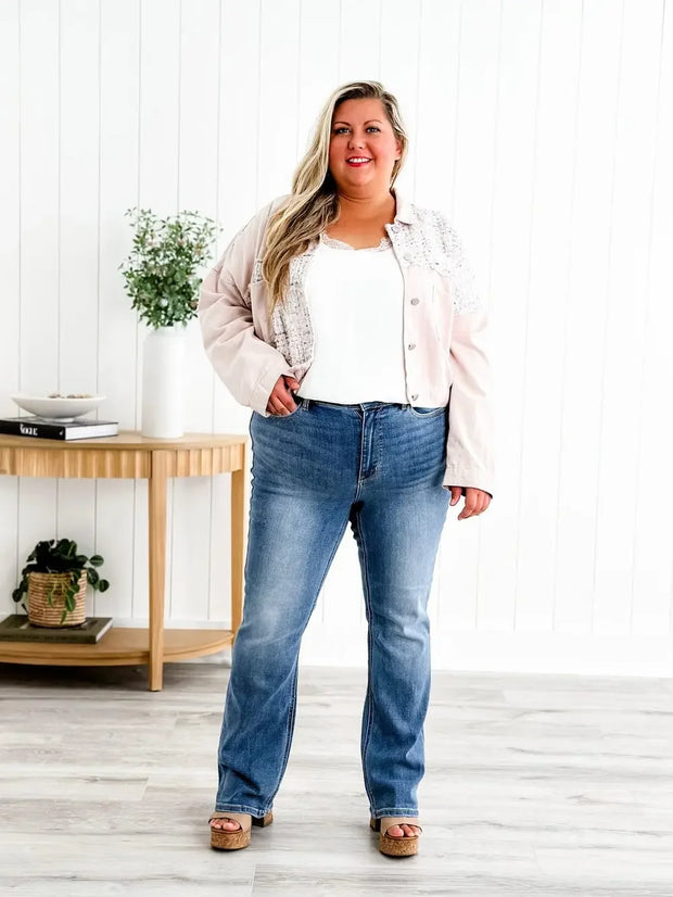 Tummy Control Bootcut Jeans: Flattering and stylish, these bootcut jeans feature built-in tummy control for a sleek silhouette. Perfect for versatile styling, they offer both comfort and confidence in every wear.
