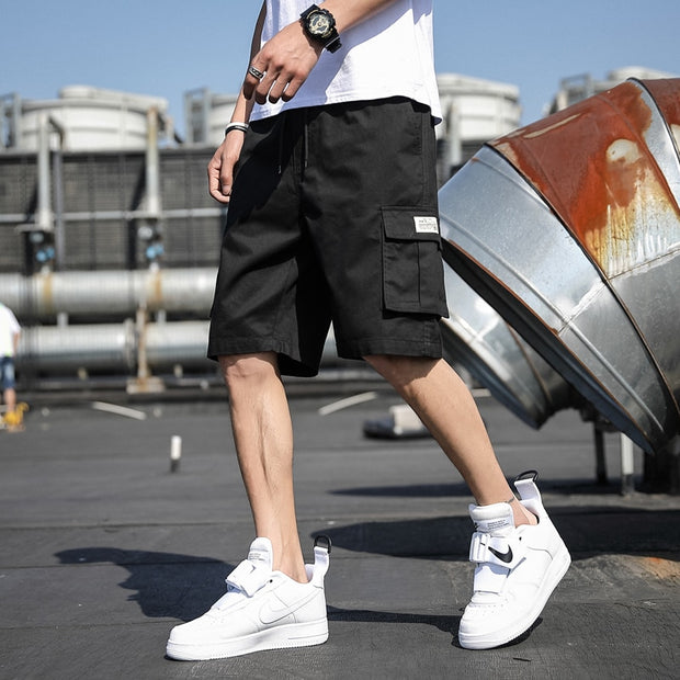 Men's casual shorts, perfect for relaxed summer style. With a comfortable fit and versatile design, these shorts are ideal for everyday wear, beach outings, or casual gatherings.