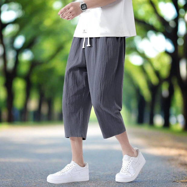 Men's loose straight trousers, offering comfort and style for everyday wear. With a relaxed fit and straight leg design, these trousers provide a casual yet polished look for any occasion.