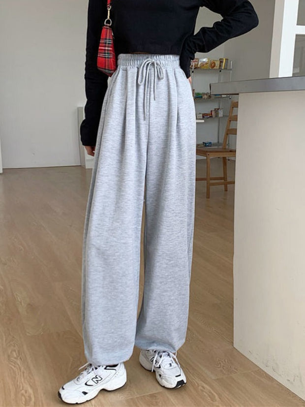 Baggy Fashionable Trousers - Trendy and Comfortable Bottoms for Effortless Style. Elevate Your Look with Relaxed Fit and Fashion-Forward Design.