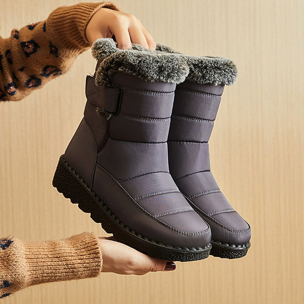 Cozy and Fashionable Women's Plush Snow Boots