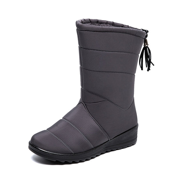 Warm and Cozy Winter Snow Boots for Women - Stay snug and stylish on snowy days with our comfortable and fashionable snow boots. Perfect for chilly adventures. Shop now for winter warmth!