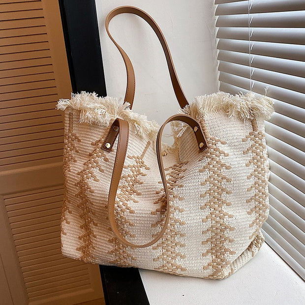 "Fashionable tote handbags: Effortlessly chic, versatile, and perfect for any occasion. Elevate your style with these must-have accessories."