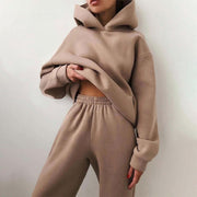 Women Warm Tracksuit - Cozy and Stylish Ensemble for Cold Weather Comfort