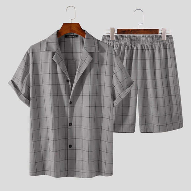 Men's striped clothing set featuring stylish striped patterns for a modern look. This versatile set includes a striped shirt and matching pants, perfect for casual outings or relaxed days.